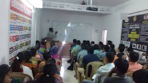 VEA VIVEN EMBEDDED ACADEMY photo 4